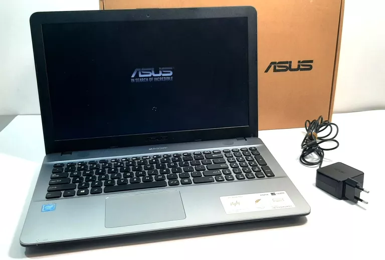 LAPTOP ASUS R541N + ŁADOWARKA