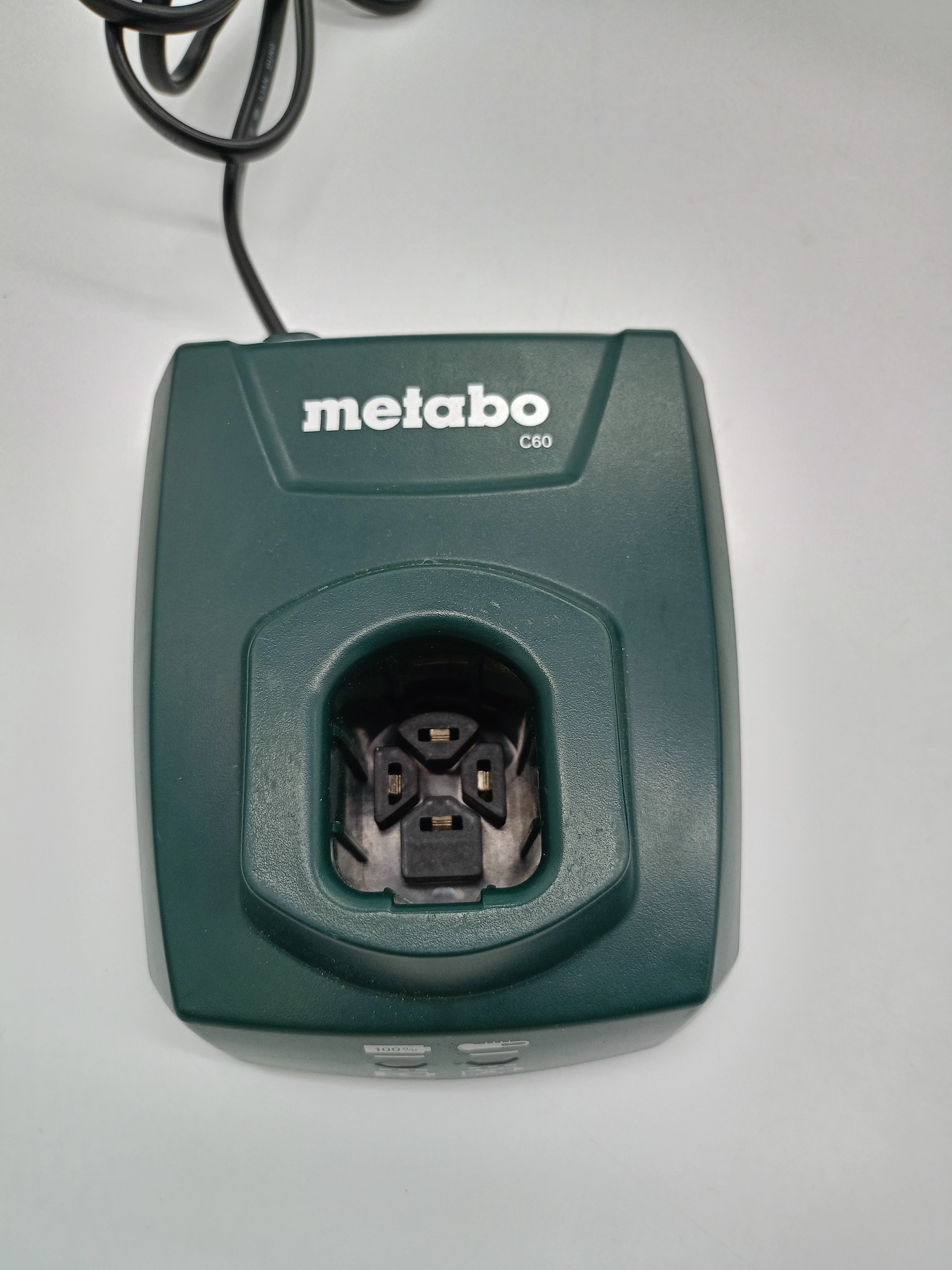 wkretarka-metabo-d-72622-walizka-2xaku-ladowarka-napiecie-v-128551-6