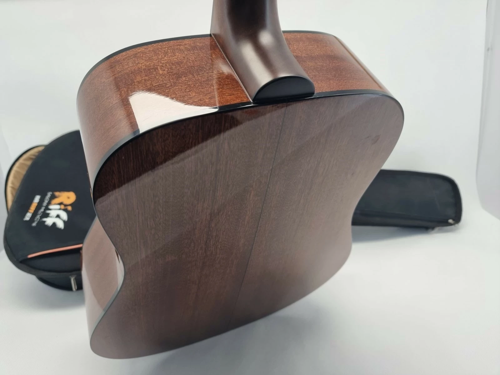 gitara-klasyczna-takamine-g320s-dabrowszczakow-1811-sj-olsztyn