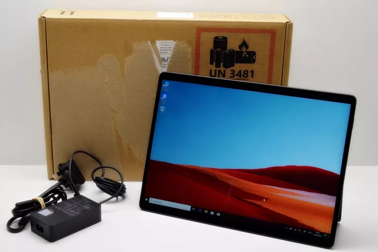 LAPTOP TABLET MICROSOFT SURFACE PRO 1876 X SQ1 8GB/128GB/WIN10