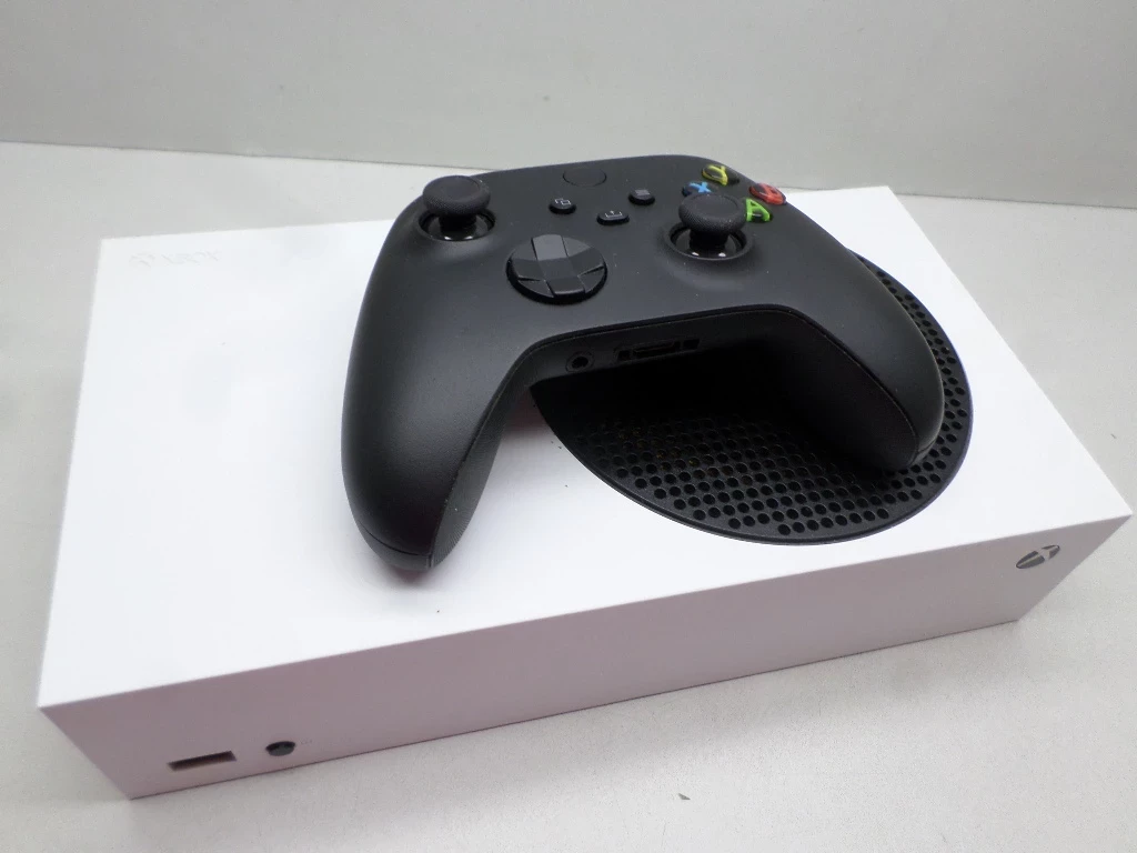 konsola-xbox-one-series-s-512-gb-1-pad-kod-producenta-rrs-00010
