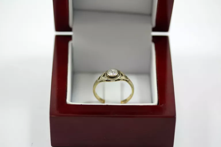 ZŁOTY PIERŚCIONEK BRYLANT 0,33CT 585 ROZMIAR 17 2,37G.CERTYFIKAT