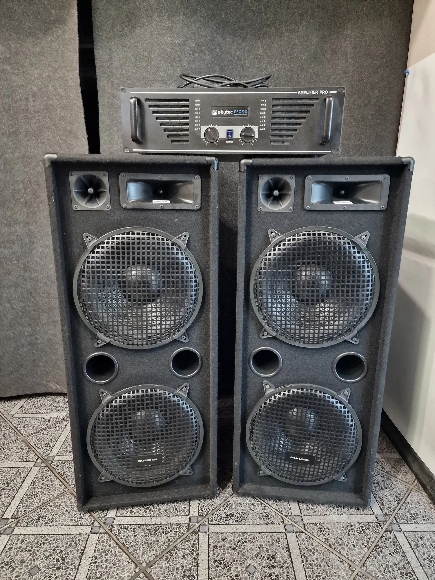 wzmacniacz-skytec-pro1000-kolumny-auna-x2-glebokosc-produktu-3800