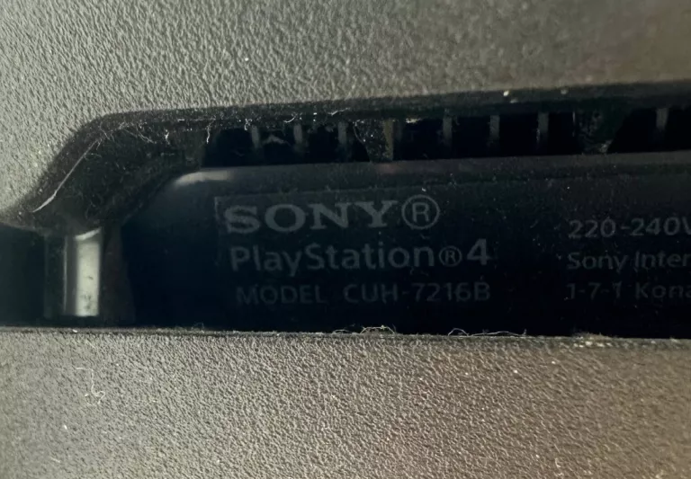KONSOLA PS4 PRO 1TB CUH-7216B!