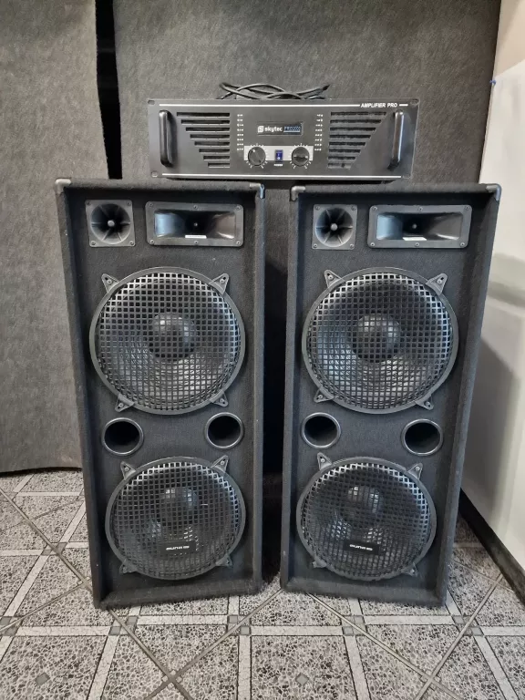 WZMACNIACZ SKYTEC PRO1000 + KOLUMNY AUNA X2