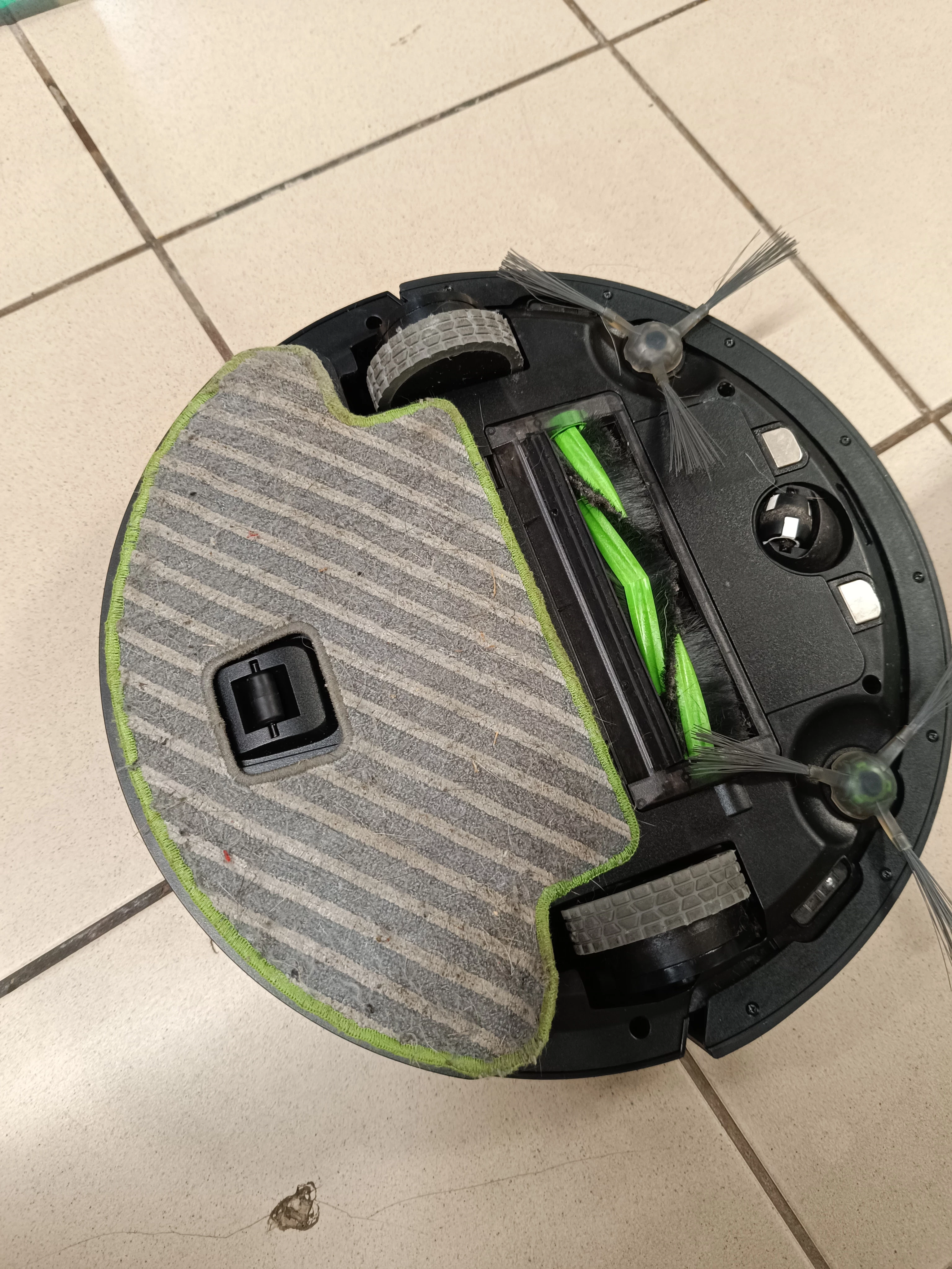 irobot-roomba-combo-r1118-czas-pracy-bezprzewodowej-110