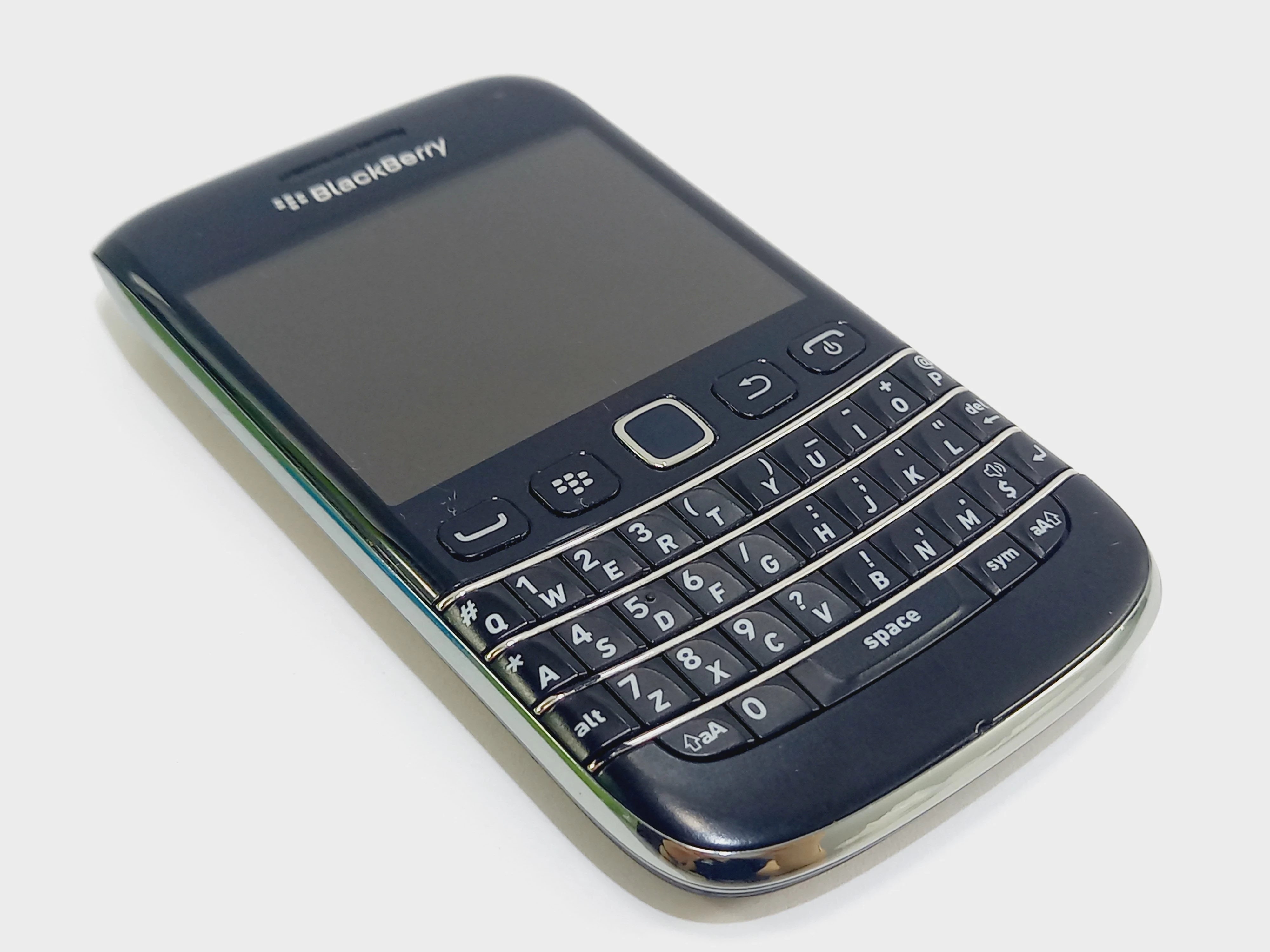 telefon-blackberry-bold-9790-typ-smartfon