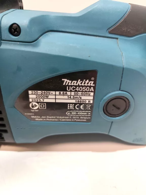 pila-elektryczna-makita-uc4050a-zasilanie-sieciowe