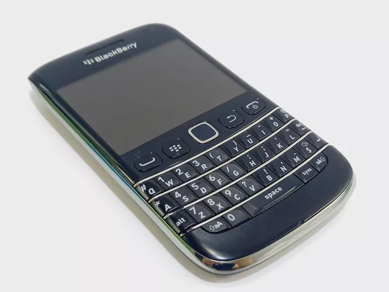 telefon-blackberry-bold-9790-typ-smartfon