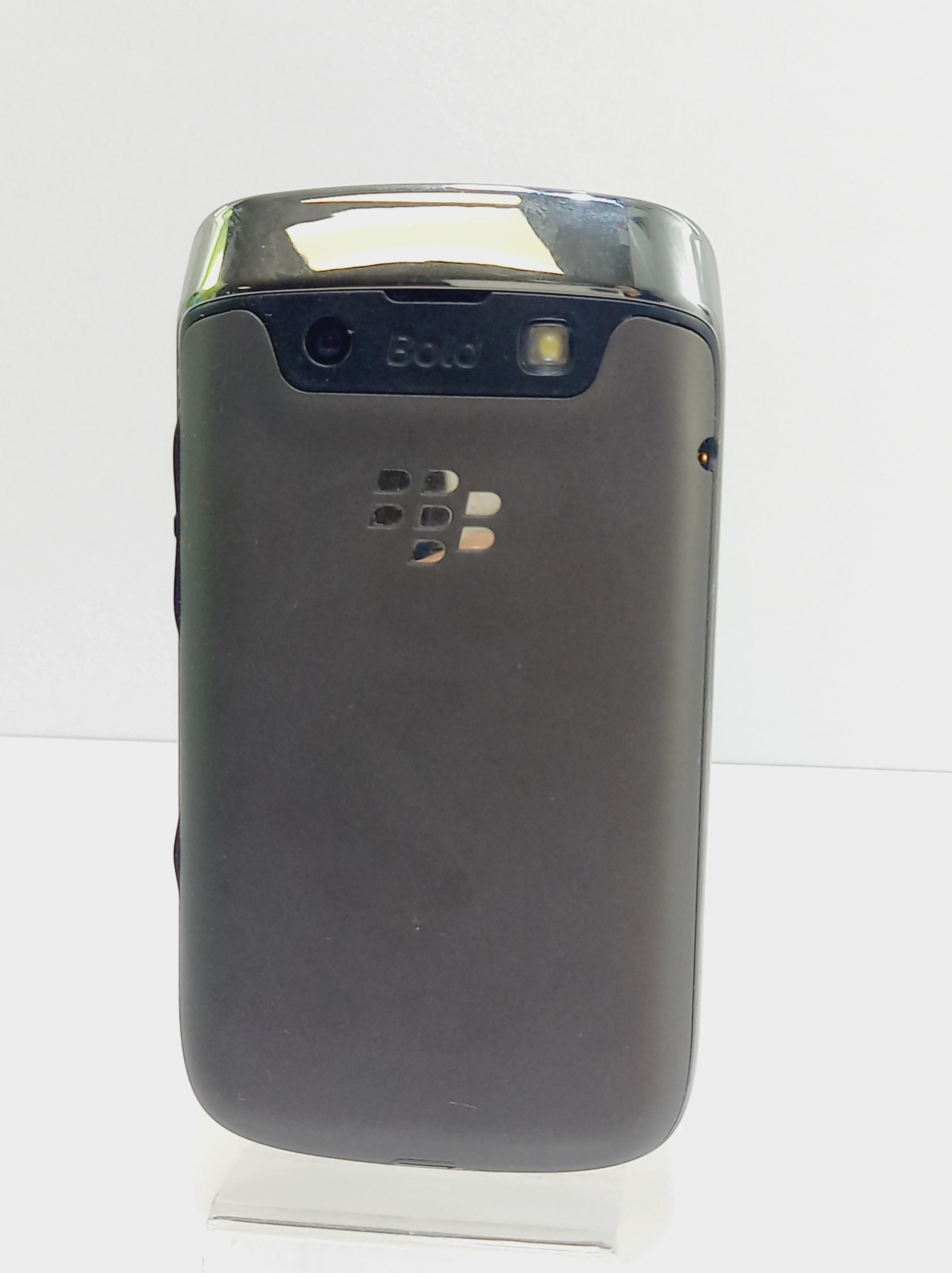 telefon-blackberry-bold-9790-ean-gtin-0802975002887