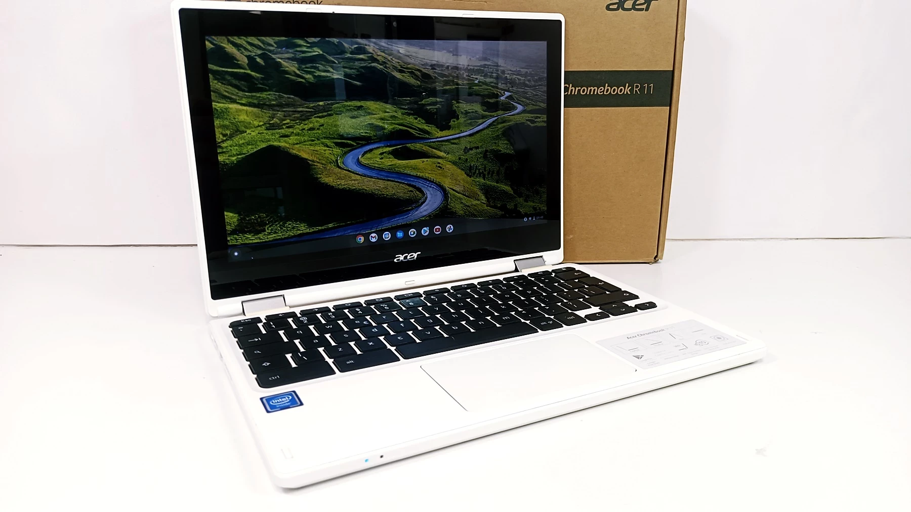 laptop-chromebook-r11-n15q8-dotykowyskladany-360-komplet-rozdzielczosc-px-1024-x-768