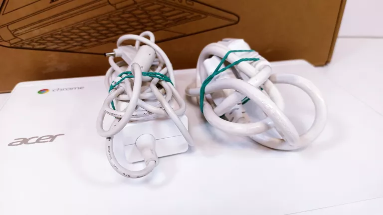 laptop-chromebook-r11-n15q8-dotykowyskladany-360-komplet-wielkosc-pamieci-ram-4-gb