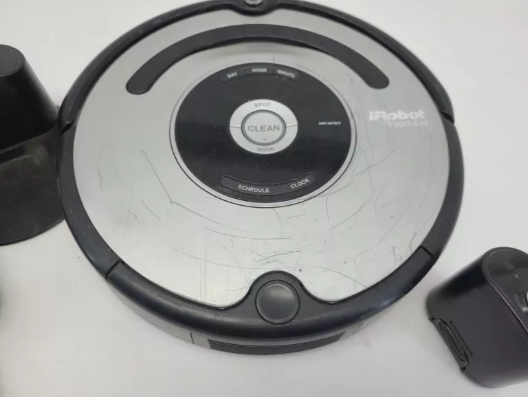 INTELIGENTNY ROBOT SPRZĄTAJĄCY IROBOT ROOMBA 555