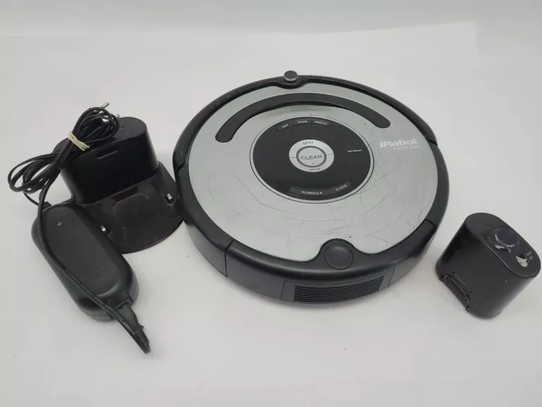 INTELIGENTNY ROBOT SPRZĄTAJĄCY IROBOT ROOMBA 555
