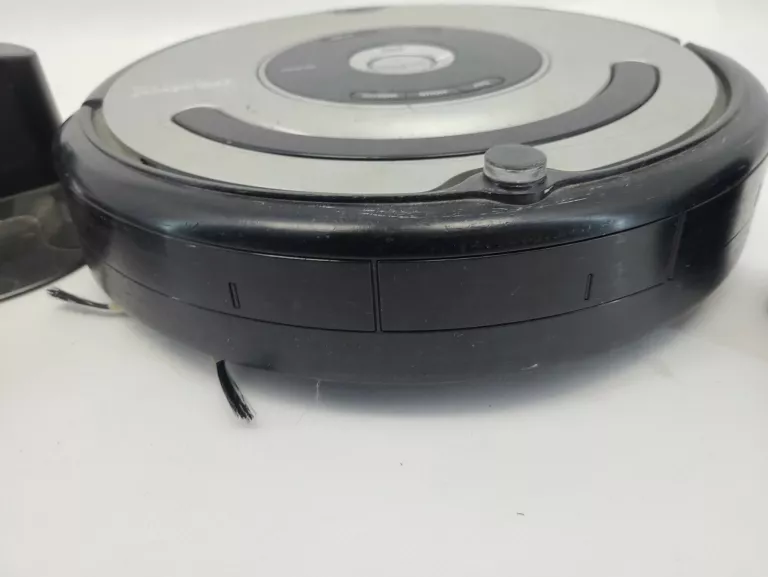 INTELIGENTNY ROBOT SPRZĄTAJĄCY IROBOT ROOMBA 555