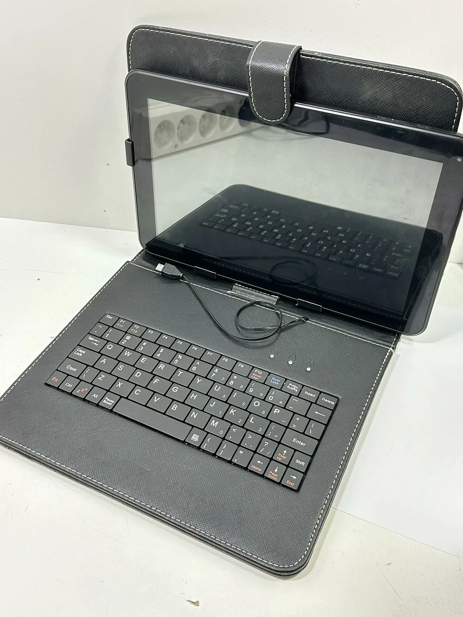 tablet-polaroid-targowa-41-warszawa