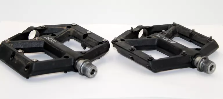 pedaly-platformowe-cube-acid-flat-c1-ib-czarne-kod-producenta-93262