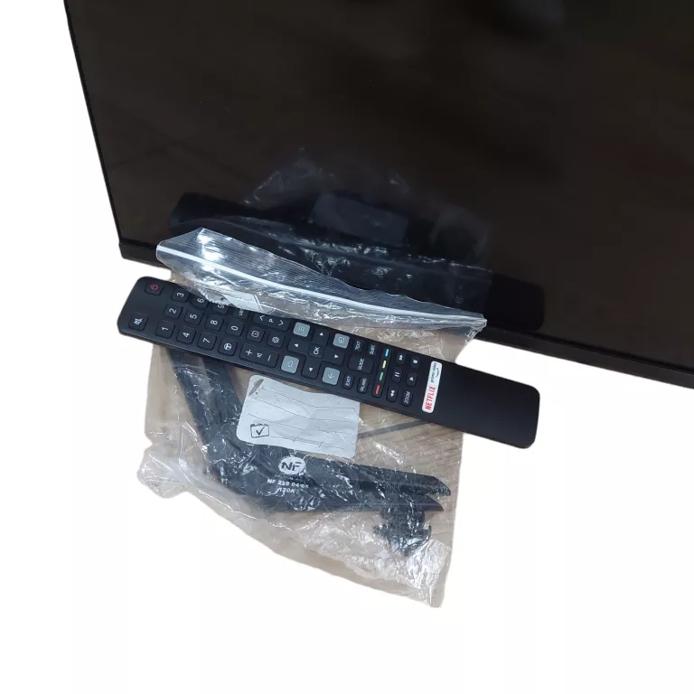 TELEWIZOR TCL 32S5400A 32" LED ANDROID TV + PILOT