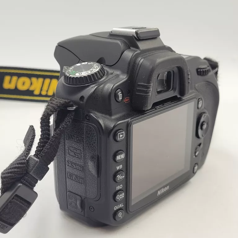 APARAT NIKON D90 KORPUS+ ŁADOWARKA! POLECAM!