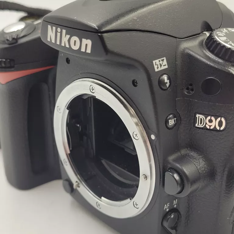 APARAT NIKON D90 KORPUS+ ŁADOWARKA! POLECAM!