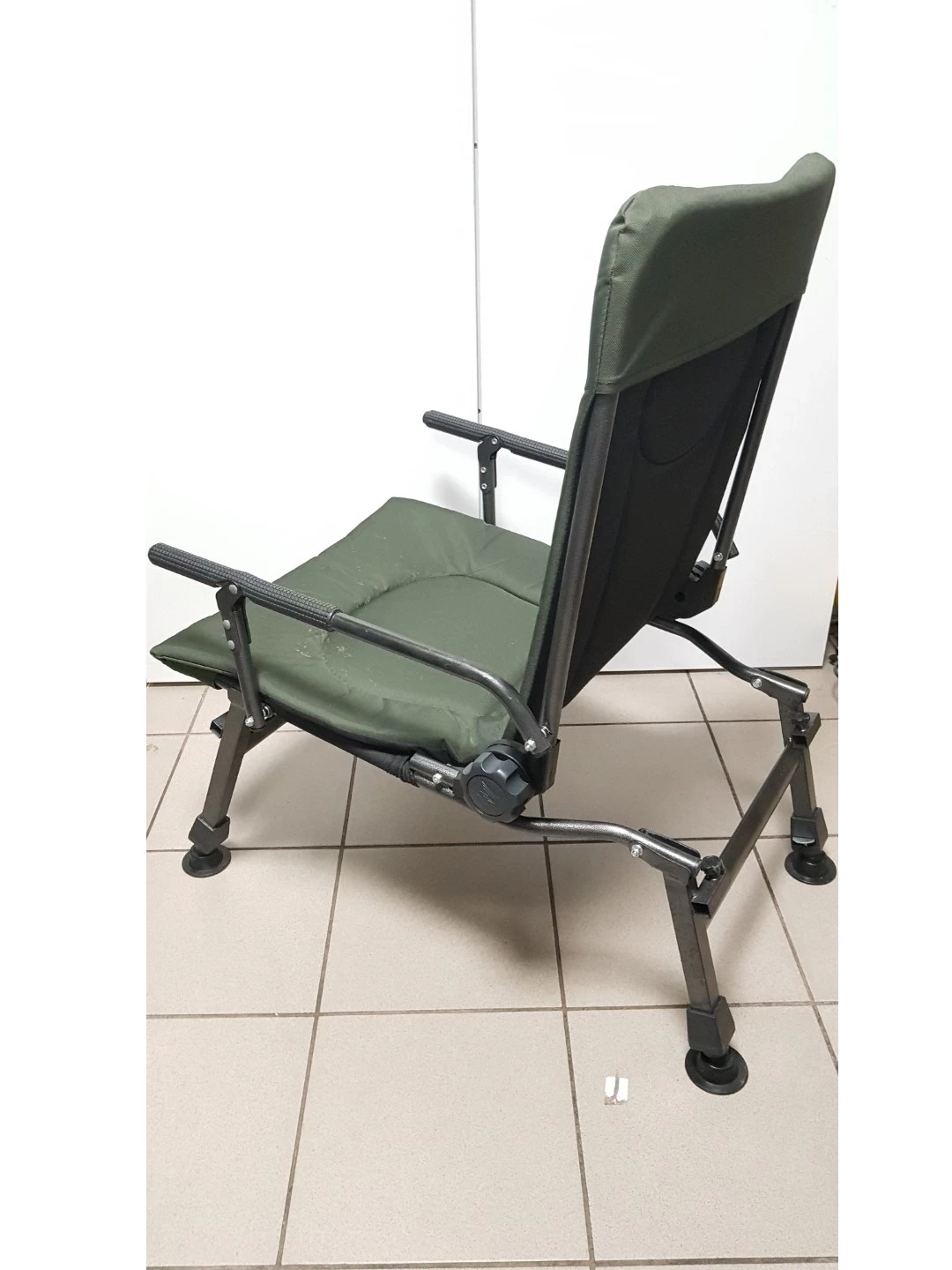 krzeslo-wedkarskie-carp-rodzaj-fotel