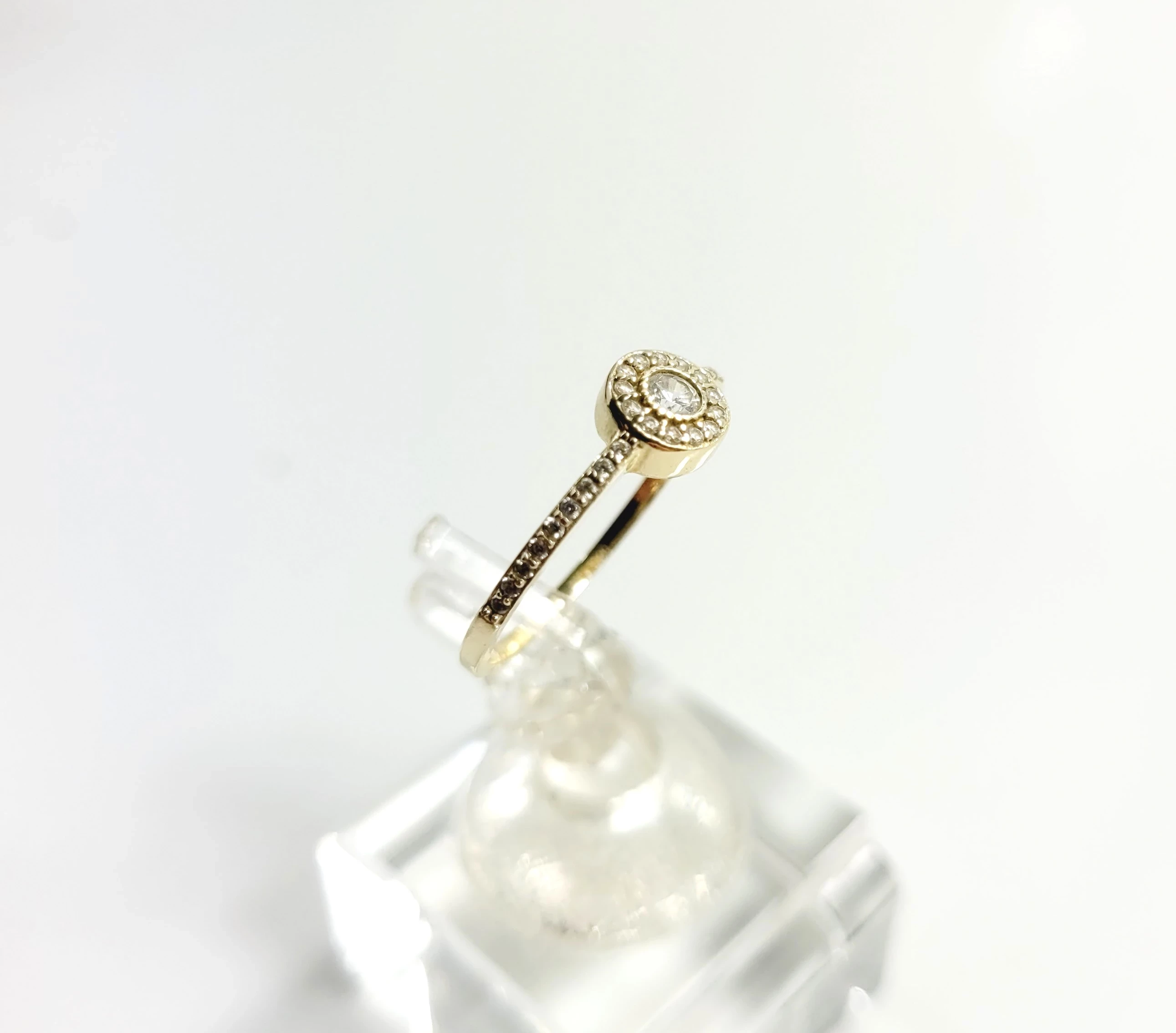 zloty-pierscionek-z-cyrkoniami-585-150g-r13-kamien-17088-524288