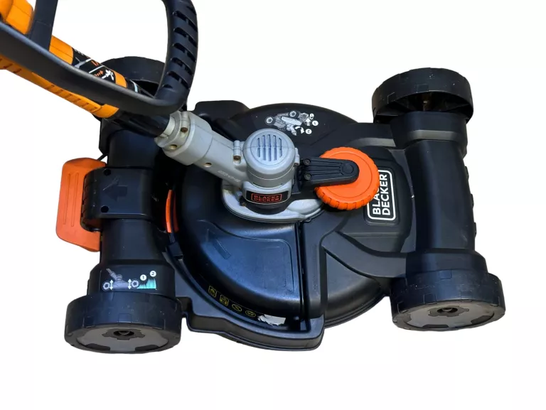 PODKASZARKA ŻYŁKOWA AKUMULATOROWA BLACK DECKER STC1820CM