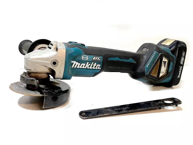 SZLIFIERKA MAKITA DGA513