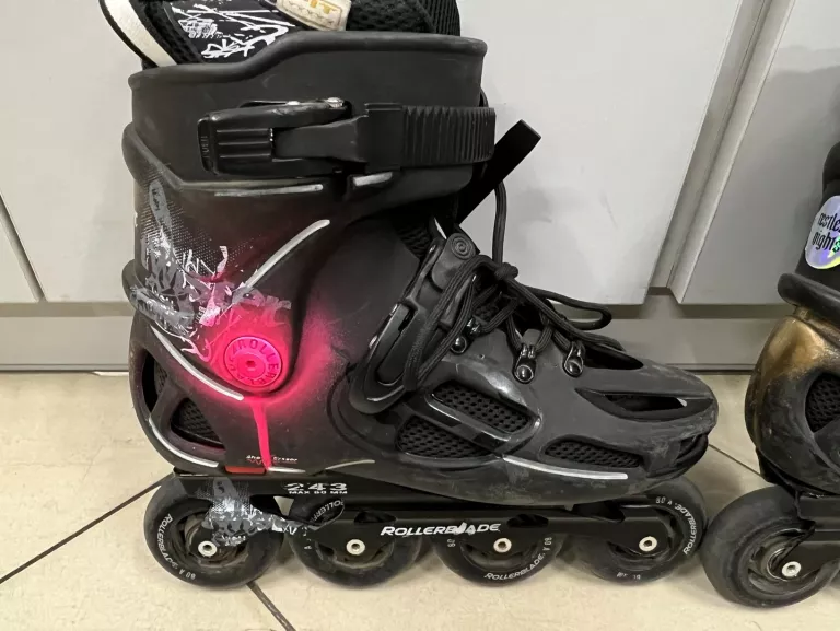 ROLKI ROLLERBALDE TWISTER 243 ROZMIAR 44