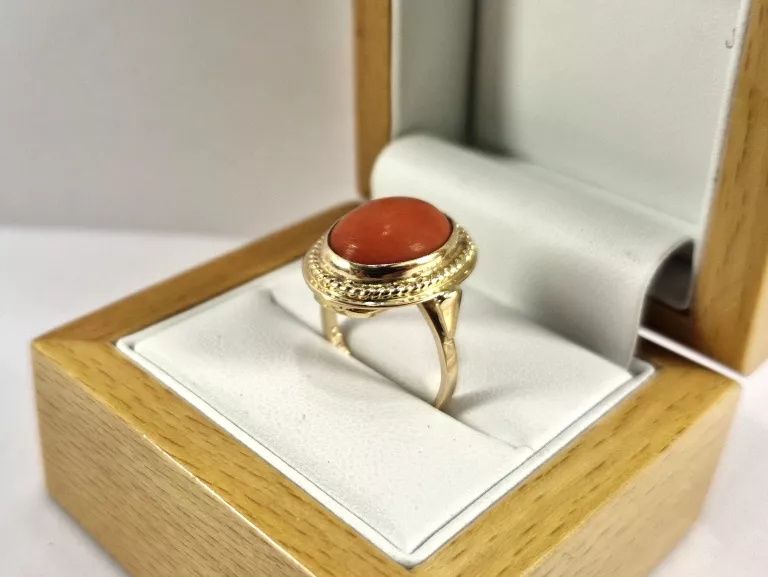 zloty-pierscionek-z-koralem-585-677g-r14-ean-gtin-5903772057751