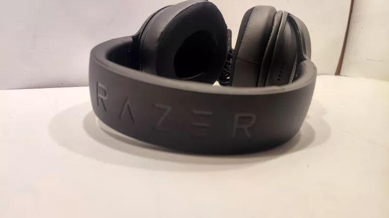 SŁUCHAWKI RAZER KRAKEN V3 X CZARNE KOMPLET