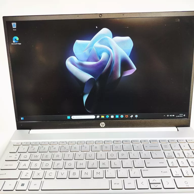 LAPTOP HP PAVILION 15-EH2679NW 15,6" AMD RYZEN 5 5625U 16 GB/512 GB