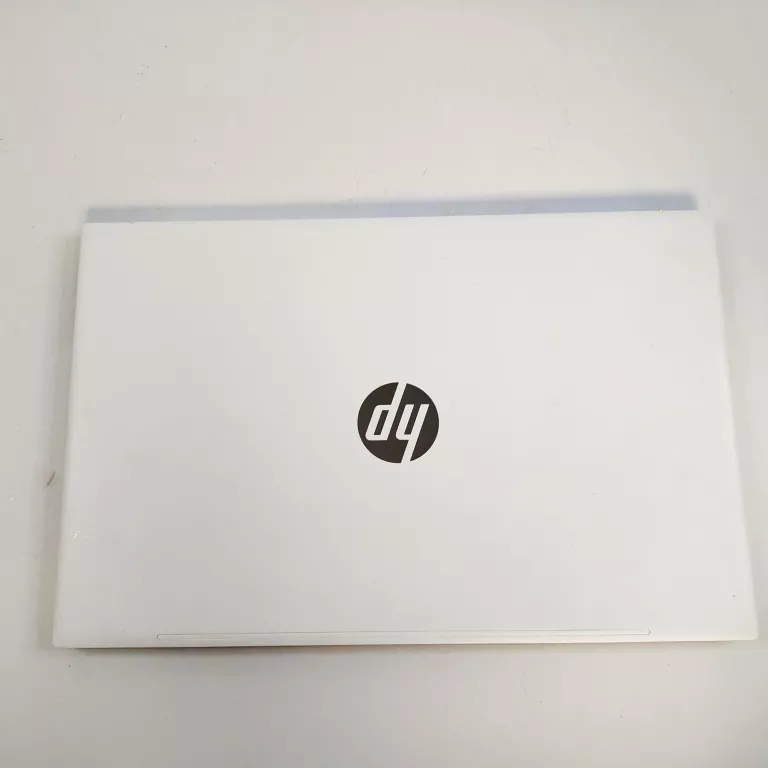 LAPTOP HP PAVILION 15-EH2679NW 15,6" AMD RYZEN 5 5625U 16 GB/512 GB