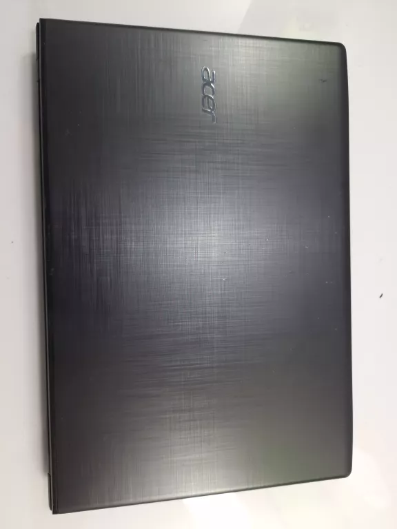 LAPTOP ACER ASPIRE E5-575 I5-7200U 2.5 GHZ 8 GB RAM / 256 GB RAM