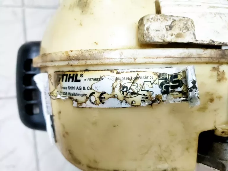 kosa-spalinowa-stihl-fs130-moc-silnika-1410