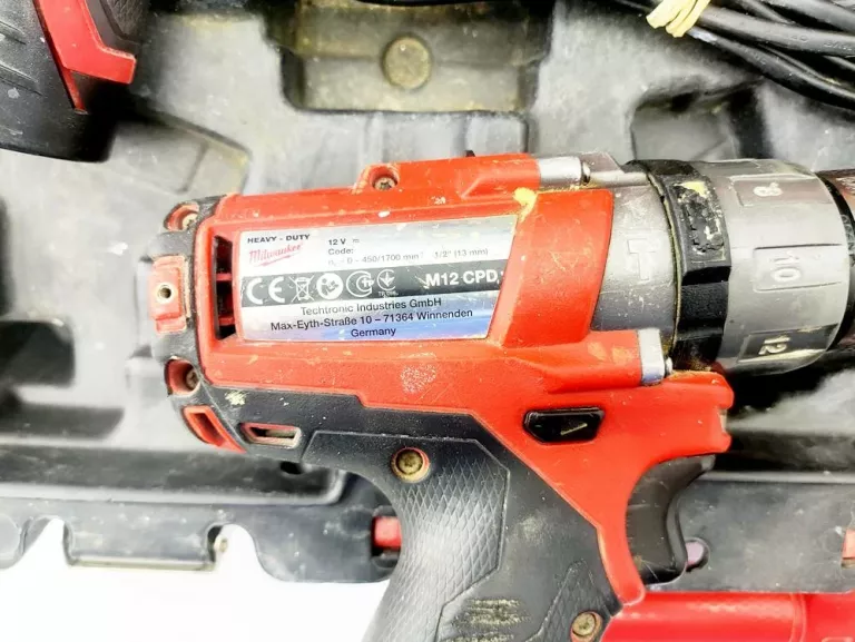 ZESTAW ELEKTRONARZĘDZI MILWAUKEE M12