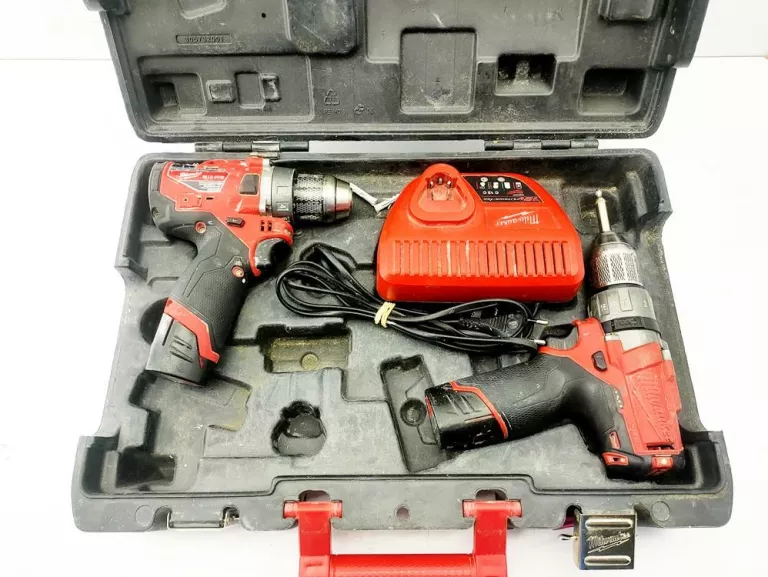 ZESTAW ELEKTRONARZĘDZI MILWAUKEE M12