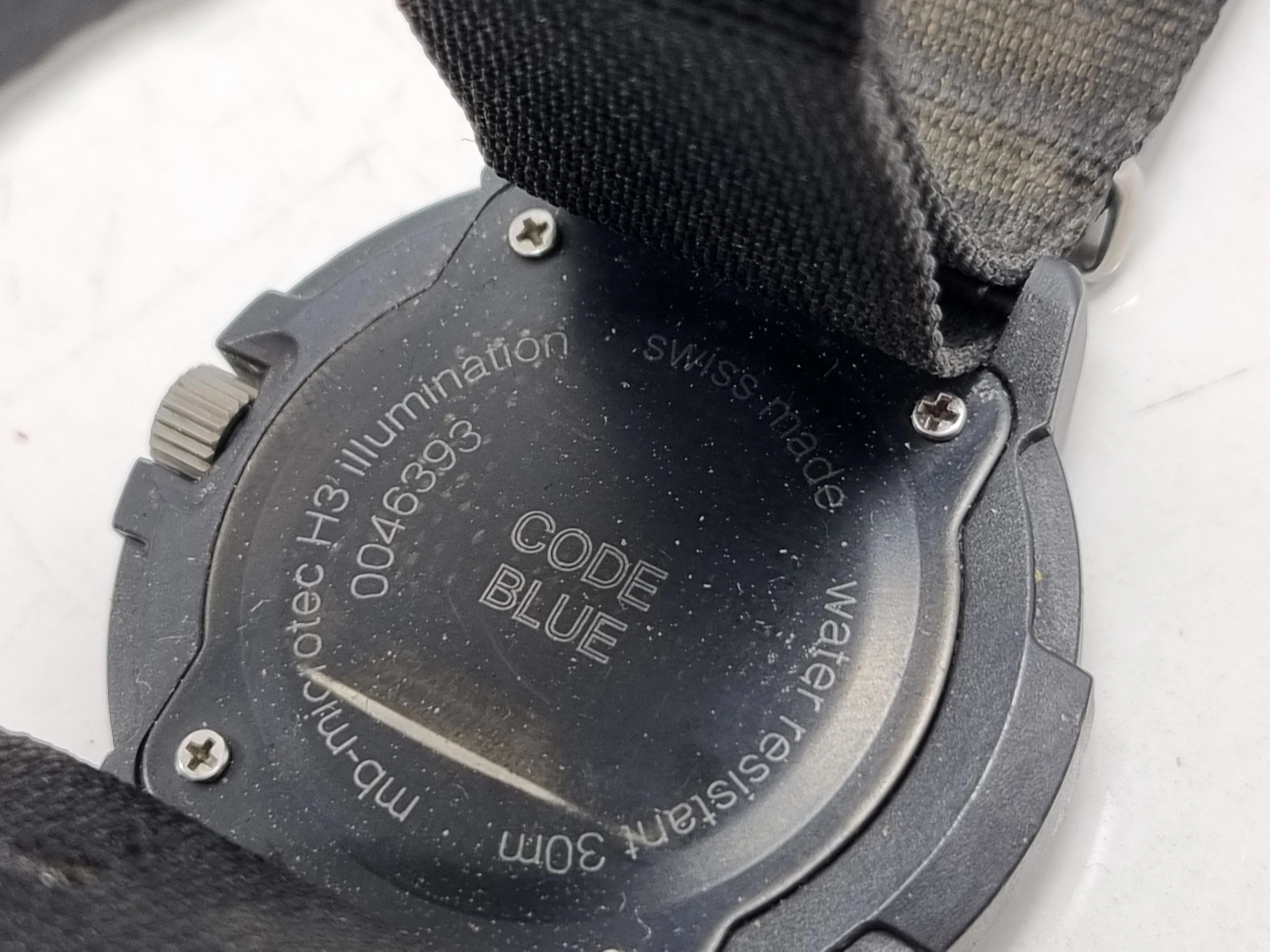 zegarek-wojskowy-traser-h3-mb-microtec-h3-illumination-0046393-czarny-mechanizm-kwarcowy