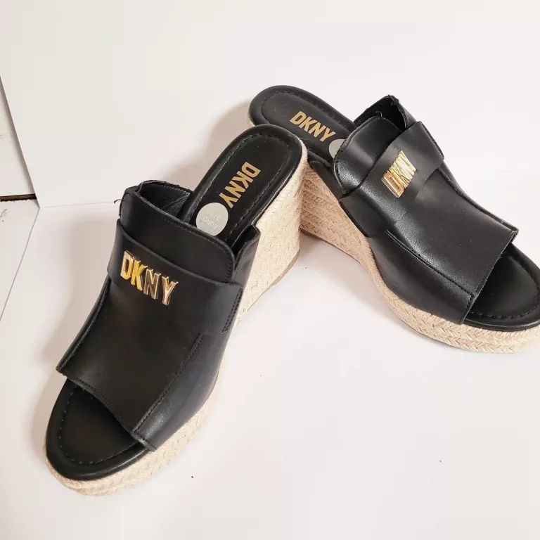 KLAPKI DKNY NA KOTURNIE R.37.5