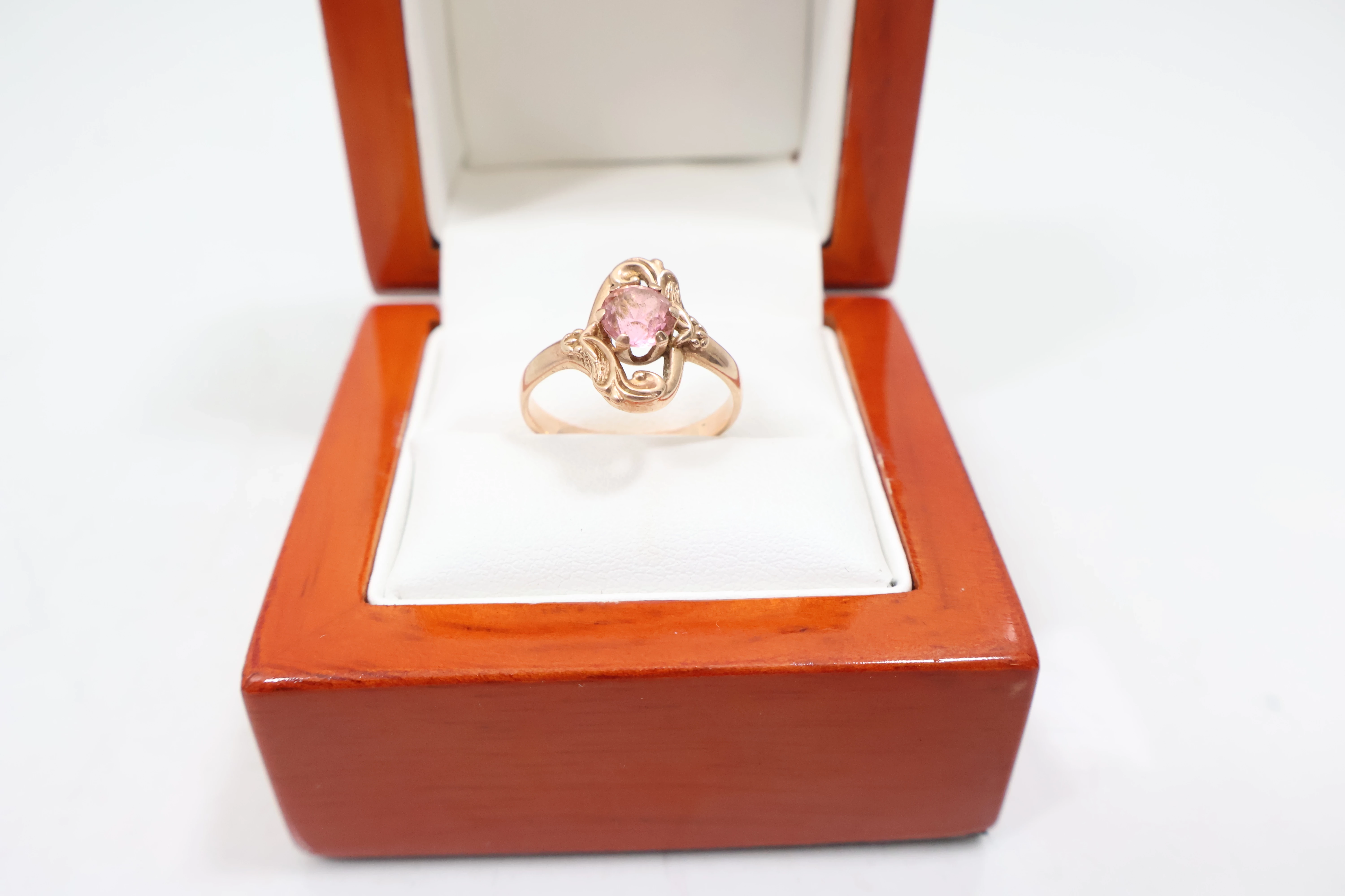 piekny-zloty-pierscionek-311g-585-material-15835-2