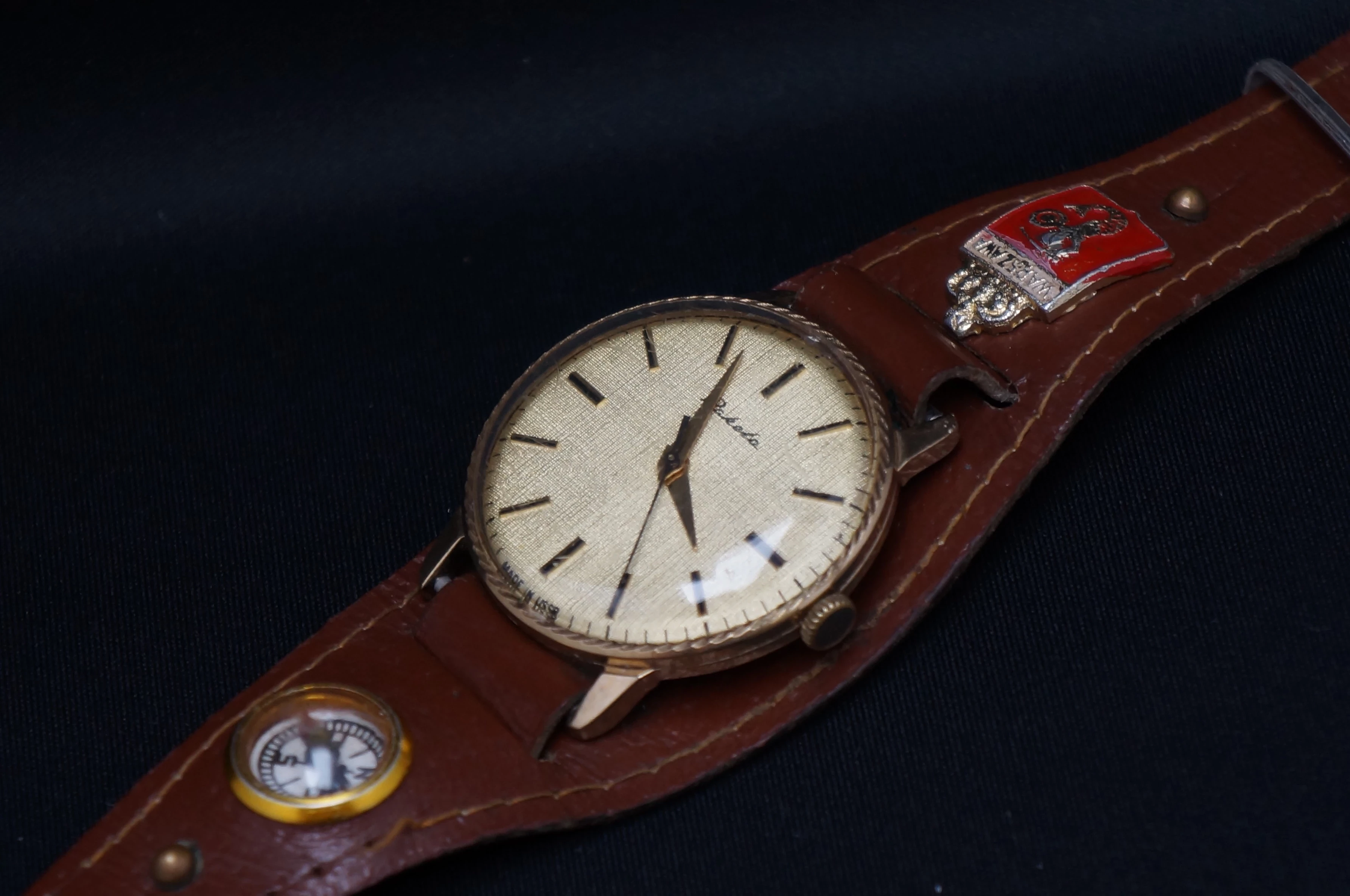 zegarek-raketa-marka-inna-marka