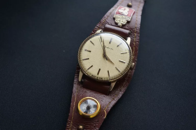 zegarek-raketa-stan-nie-wymaga-renowacji