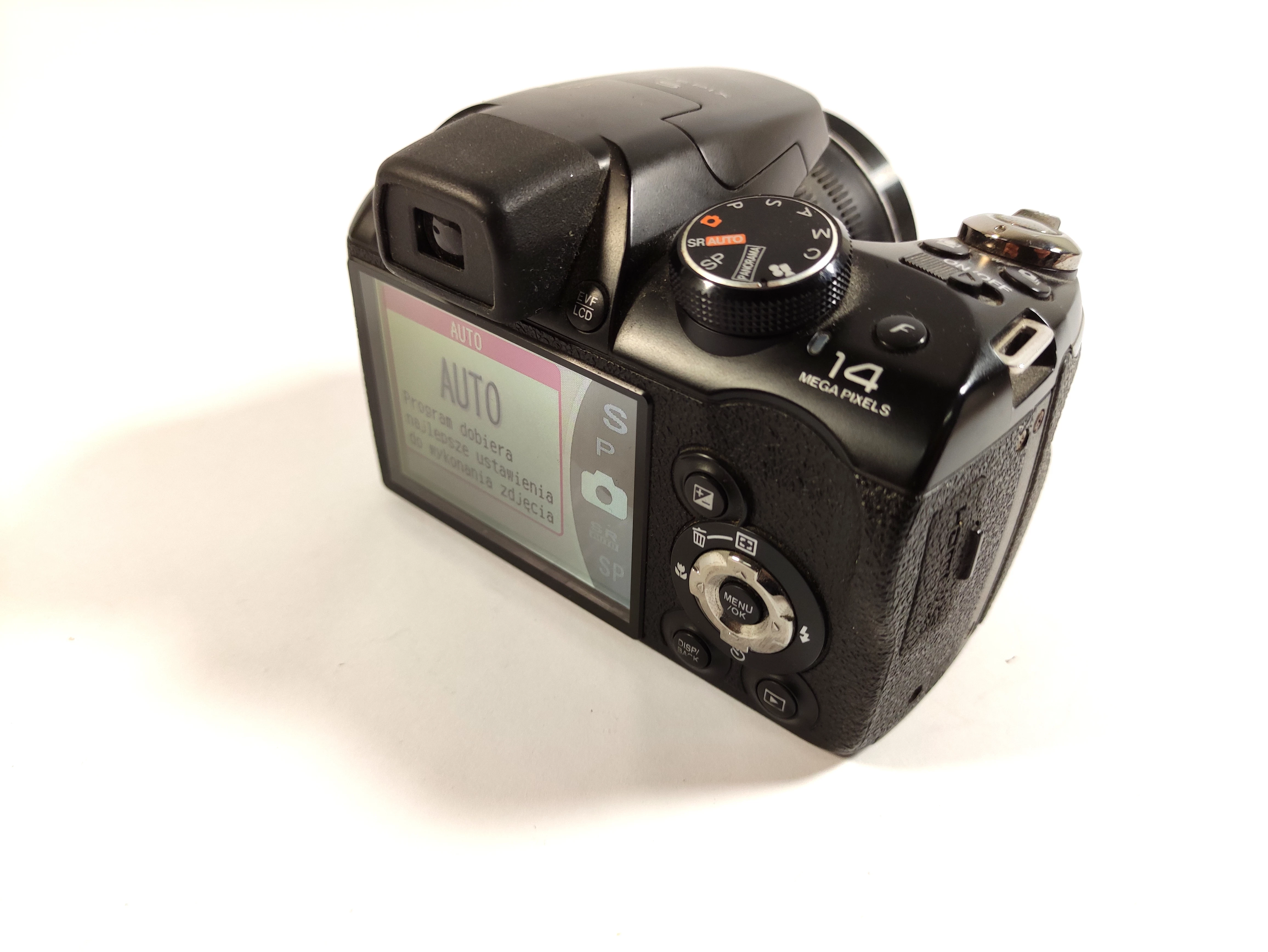 aparat-cyfrowy-fujifilm-finepix-s4400-rozdzielczosc-14