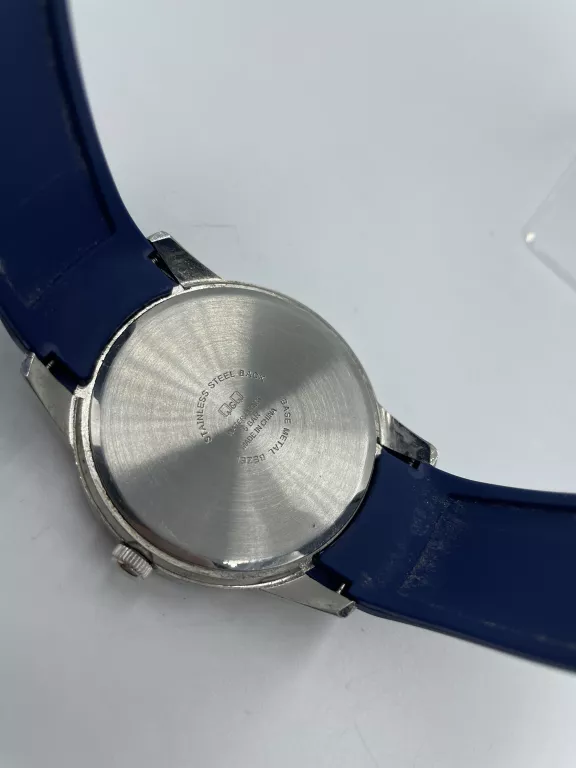 zegarek-meski-qq-classic-q-aa36-302-rodzaj-129220-1