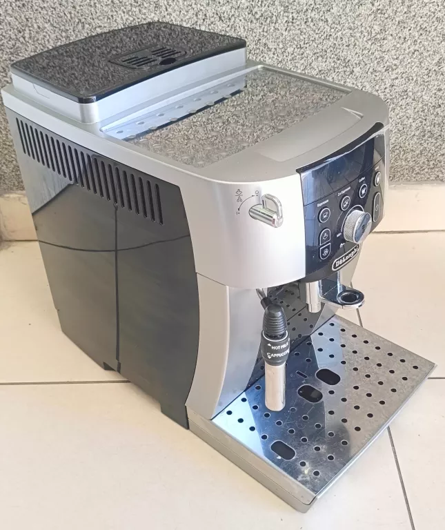 EKSPRES CIŚNIENIOWY DE'LONGHI MAGNIFICA S SMART ECAM250.23.SB