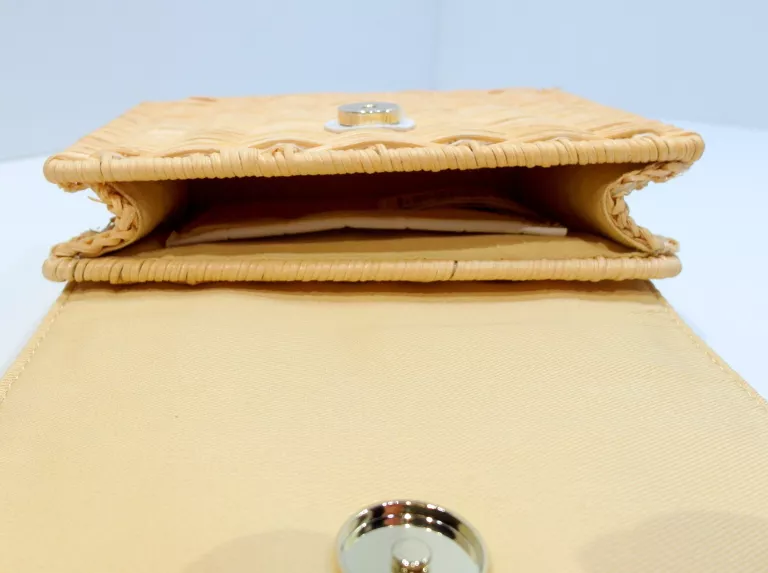 TED BAKER JAYLISI TORBA PRZEZ RAMIĘ RATTAN NATURA