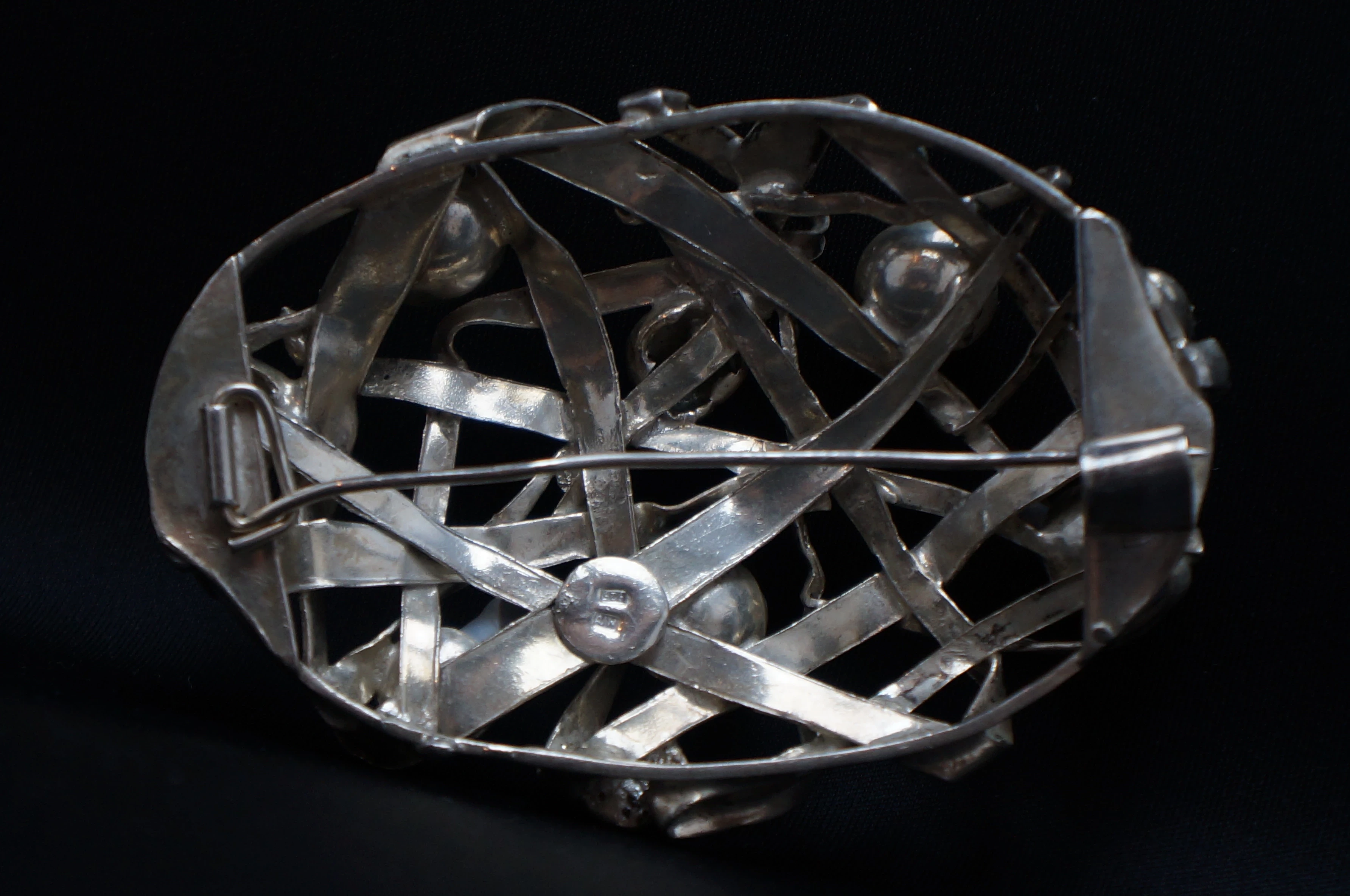 srebrna-broszka-vintage-925-5303g-kamienie-brak-informacji