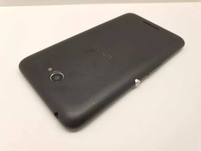 SMARTFON SONY XPERIA E 4 GB / 4 GB 3G E2105, OPIS
