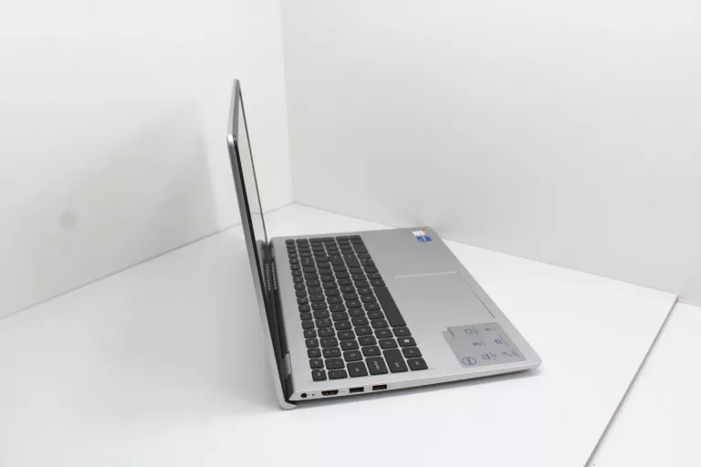 LAPTOP DELL INSPIRON 15 3520 I5-1235U 16GB 512GB