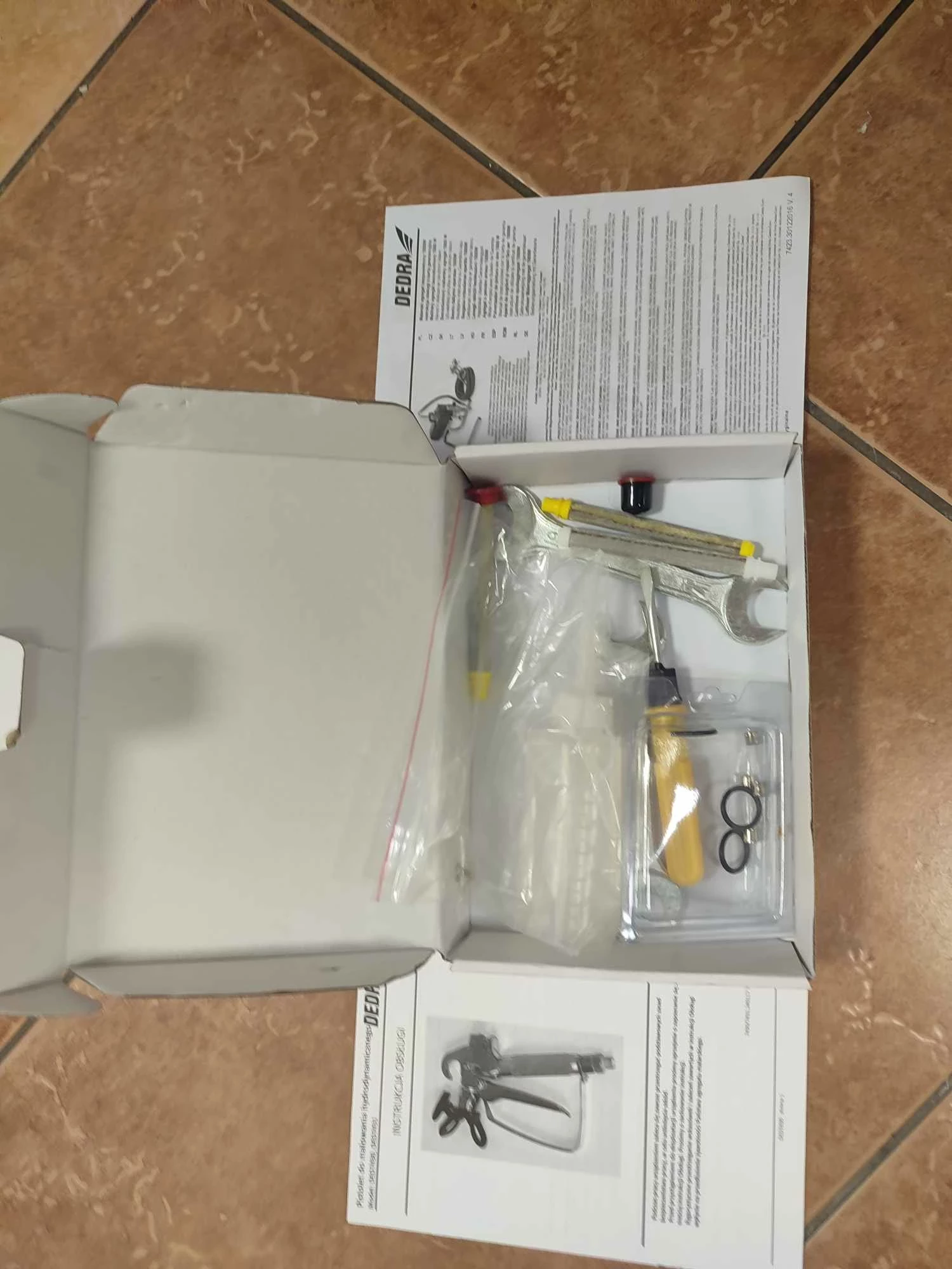 agregat-malarski-dedra-ded7423-1000-w-komplet-dlugosc-weza-1500